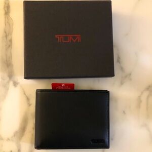 Men’s TUMI Delta slim leather wallet